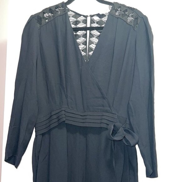 Sandro Noya wrap-effect macramé lace-paneled crepe jumpsuit EUR 40. US L (12-14) - Picture 5 of 15